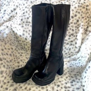 Graceland Black Boots Size 36- Square toe - faux leather - slightly worn.